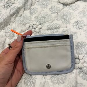 Lulu coin pouch